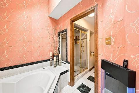 114 Hidden Valley Court Ohio Township PA 15143