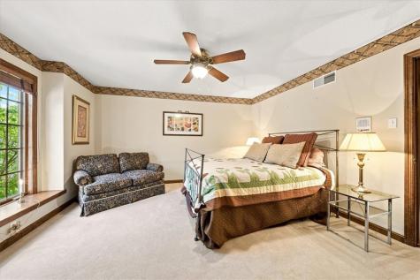 114 Hidden Valley Court Ohio Township PA 15143
