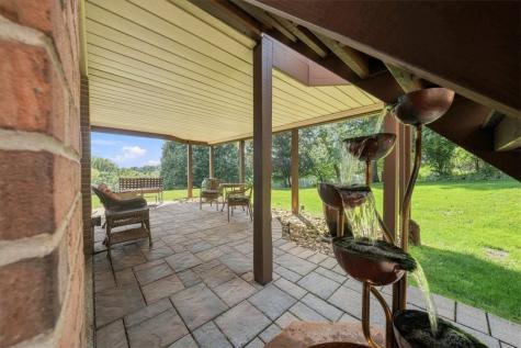 114 Hidden Valley Court Ohio Township PA 15143