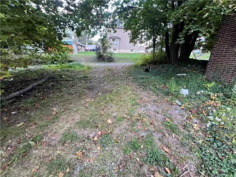 1031 E Washington Street New Castle PA 16101