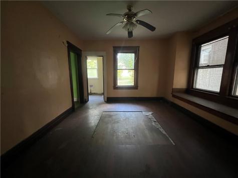 1031 E Washington Street New Castle PA 16101