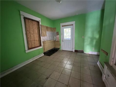 1031 E Washington Street New Castle PA 16101
