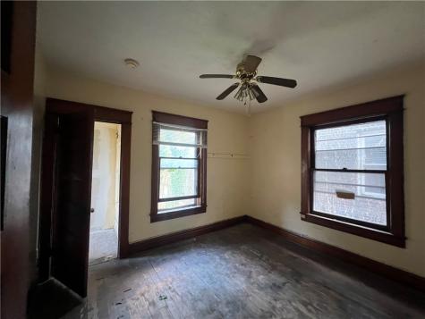 1031 E Washington Street New Castle PA 16101