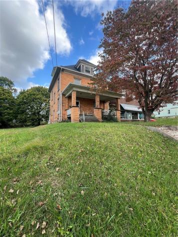1031 E Washington Street New Castle PA 16101