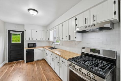 319 Bessemer Avenue Township Of But Sw PA 16045