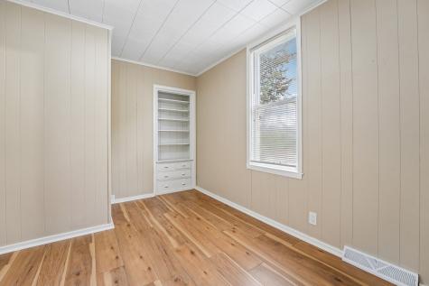 319 Bessemer Avenue Township Of But Sw PA 16045