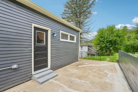 319 Bessemer Avenue Township Of But Sw PA 16045