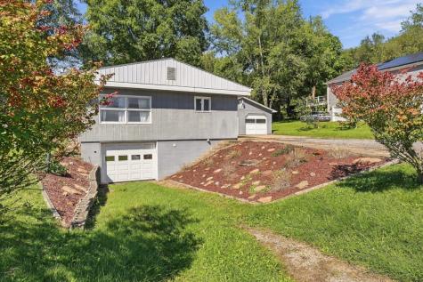 121 Crescent Street Evans City Boro PA 16033