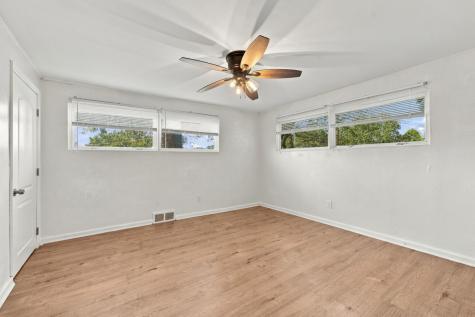 121 Crescent Street Evans City Boro PA 16033