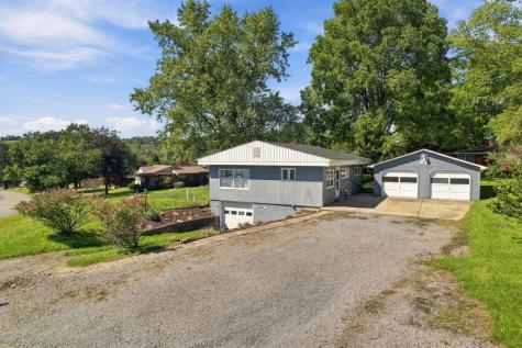 121 Crescent Street Evans City Boro PA 16033
