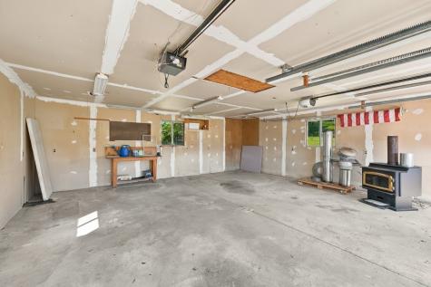 121 Crescent Street Evans City Boro PA 16033