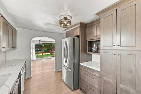 121 Crescent Street Evans City Boro PA 16033