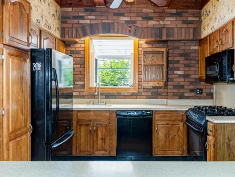 156 Taylor Avenue Beaver PA 15009