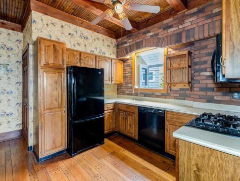 156 Taylor Avenue Beaver PA 15009