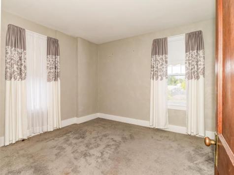156 Taylor Avenue Beaver PA 15009