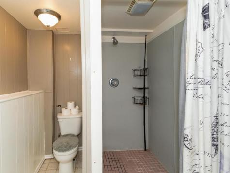 156 Taylor Avenue Beaver PA 15009