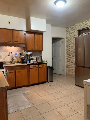 1626 6th Avenue Beaver Falls PA 15010