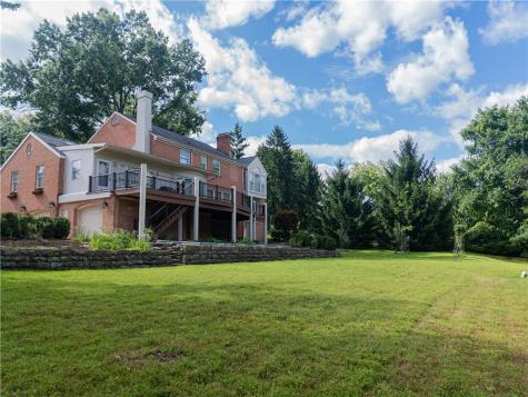 131 Wilmar Drive Fox Chapel PA 15238