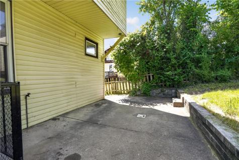 308 Rustic Avenue Mt Oliver PA 15210