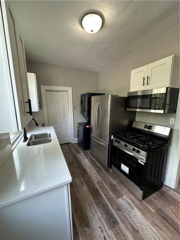 633 Tingly Bellevue PA 15202
