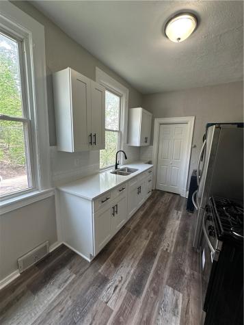 633 Tingly Bellevue PA 15202