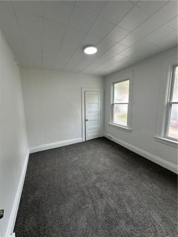 633 Tingly Bellevue PA 15202