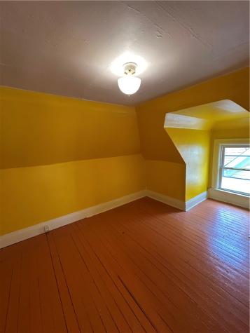 633 Tingly Bellevue PA 15202