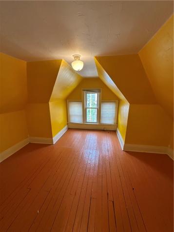 633 Tingly Bellevue PA 15202