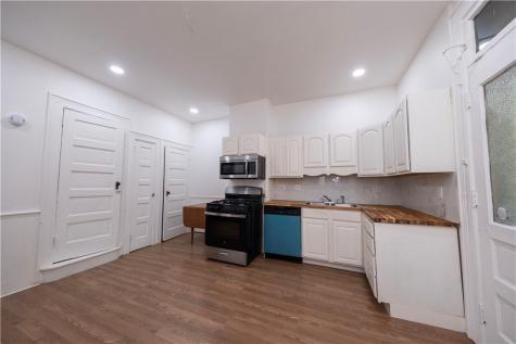 236 Kennedy Avenue Perry Hilltop PA 15214