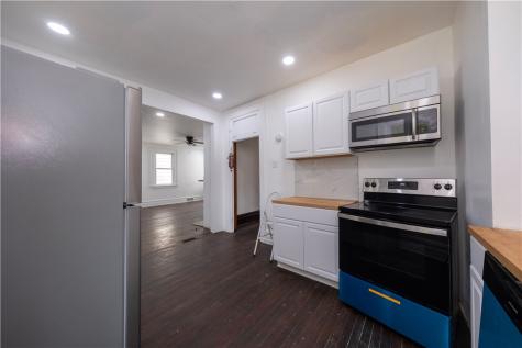 236 Kennedy Avenue Perry Hilltop PA 15214