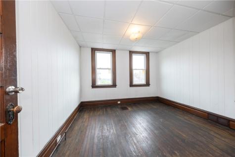 236 Kennedy Avenue Perry Hilltop PA 15214