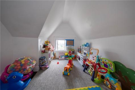 236 Kennedy Avenue Perry Hilltop PA 15214