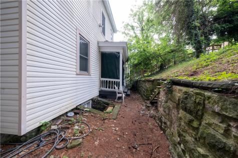 236 Kennedy Avenue Perry Hilltop PA 15214