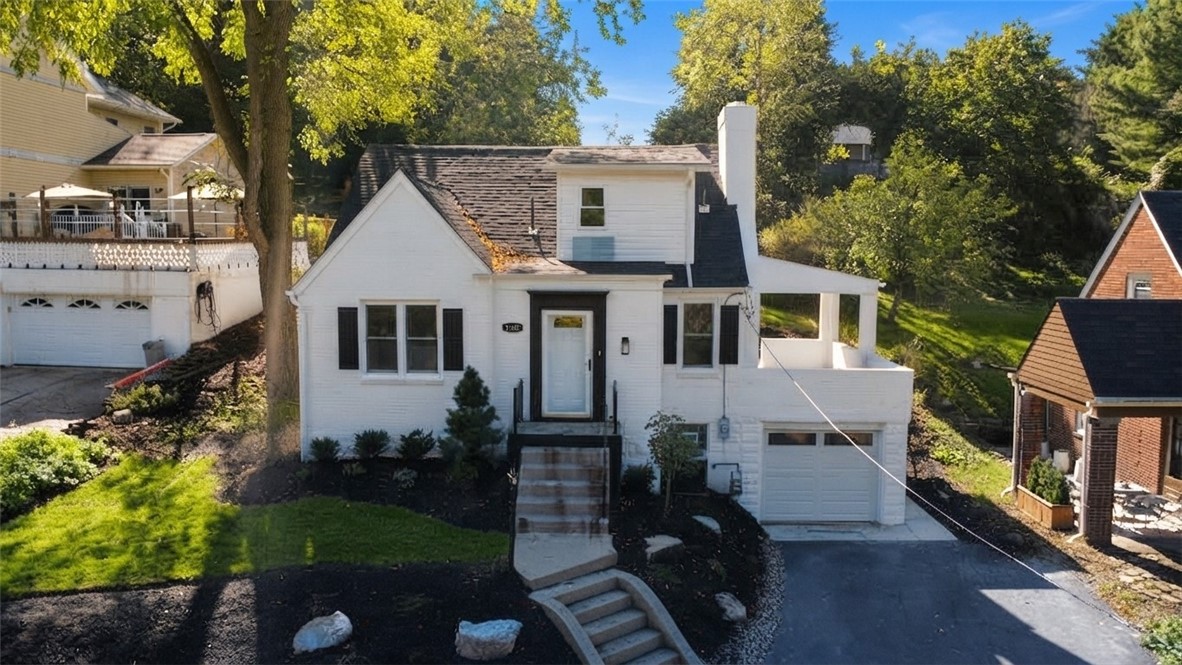 1305 Glencoe Avenue Green Tree PA 15205