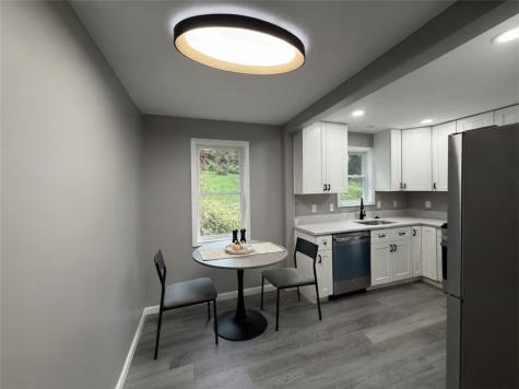 1305 Glencoe Avenue Green Tree PA 15205