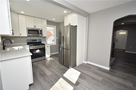 1305 Glencoe Avenue Green Tree PA 15205