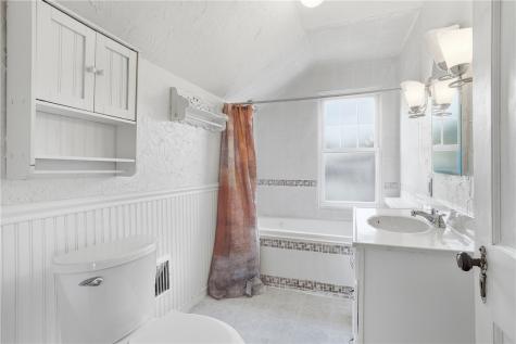 772 Campbell Avenue New Kensington PA 15068