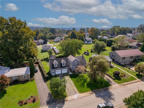 772 Campbell Avenue New Kensington PA 15068