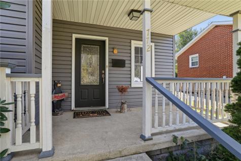 772 Campbell Avenue New Kensington PA 15068