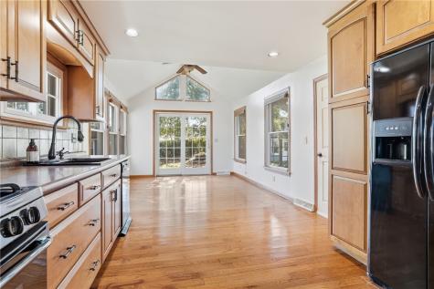 772 Campbell Avenue New Kensington PA 15068