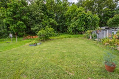 412 Grant Street Centerville PA 15358