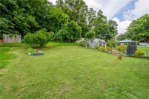 412 Grant Street Centerville PA 15358