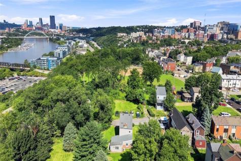 3144 Bohem Street Oakland PA 15213