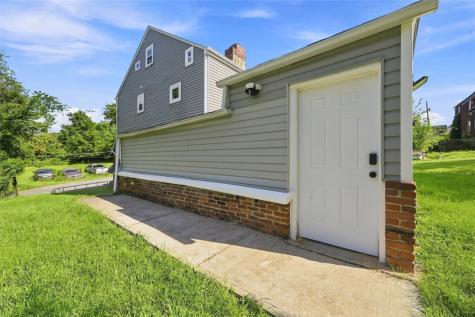 3144 Bohem Street Oakland PA 15213