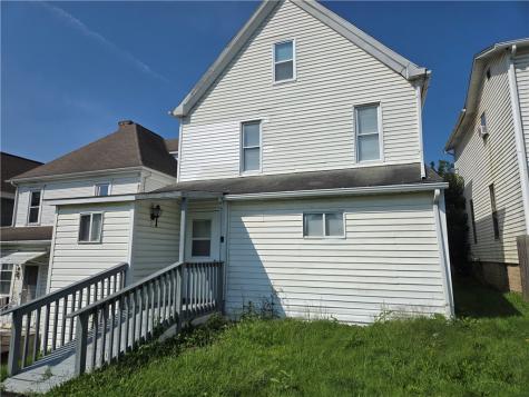324 S Washington Street Waynsbrg/frankln Township PA 15370