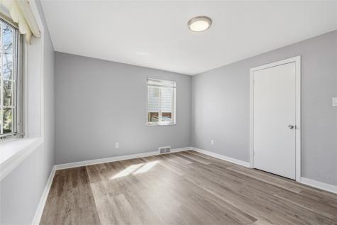 5066 Brownsville Road Whitehall PA 15236