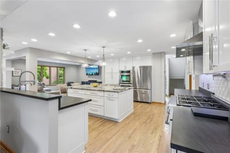 1711 Sturbridge Drive Franklin Park PA 15143