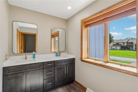 1711 Sturbridge Drive Franklin Park PA 15143