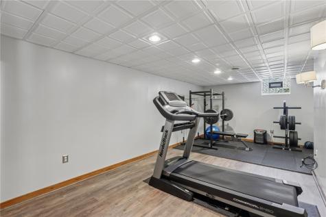 1711 Sturbridge Drive Franklin Park PA 15143