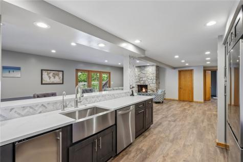 1711 Sturbridge Drive Franklin Park PA 15143